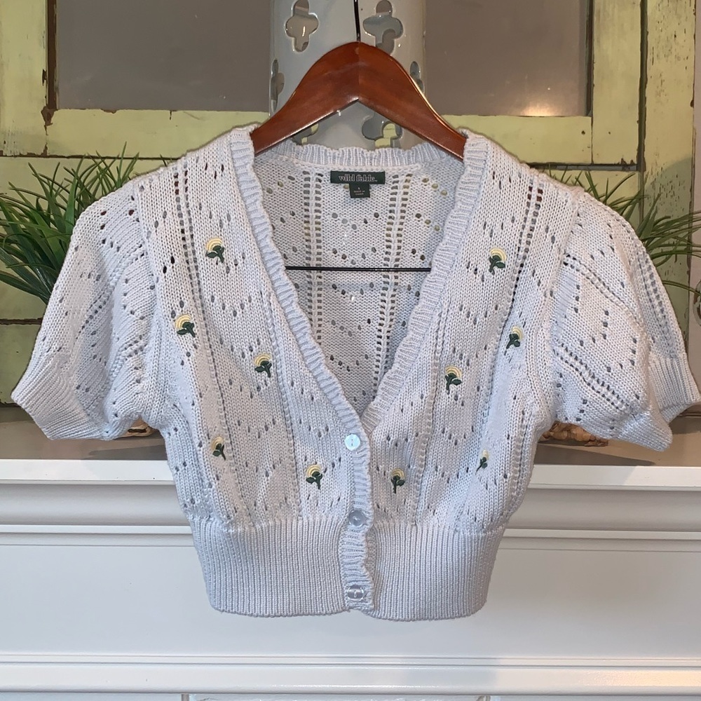 Wild Fable Baby Blue Granny Core Floral Knit Short Sleeve Cropped Cardigan Small